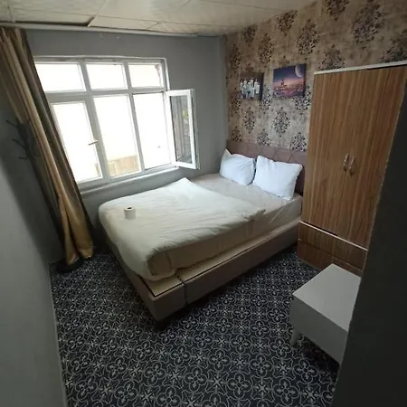 Zeus Apart Apartment *